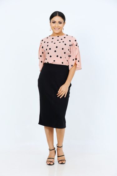 Stretchable Pencil Skirt