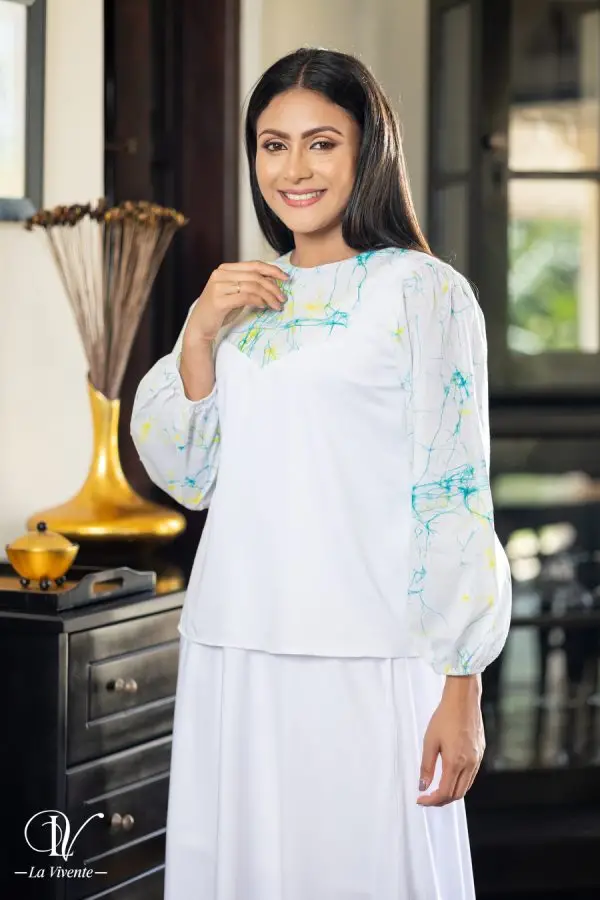 Batik patch detailed blouse - Image 3