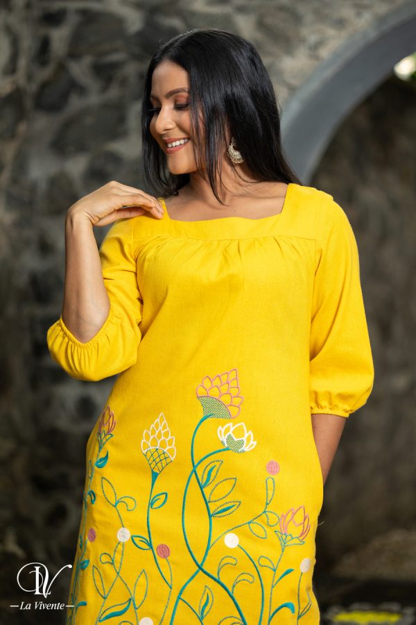 Neck design for clearance short frock