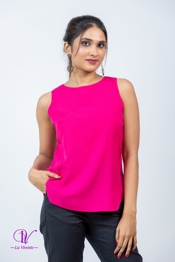 Sleeveless Back Button Up Detailed Blouse - Image 3