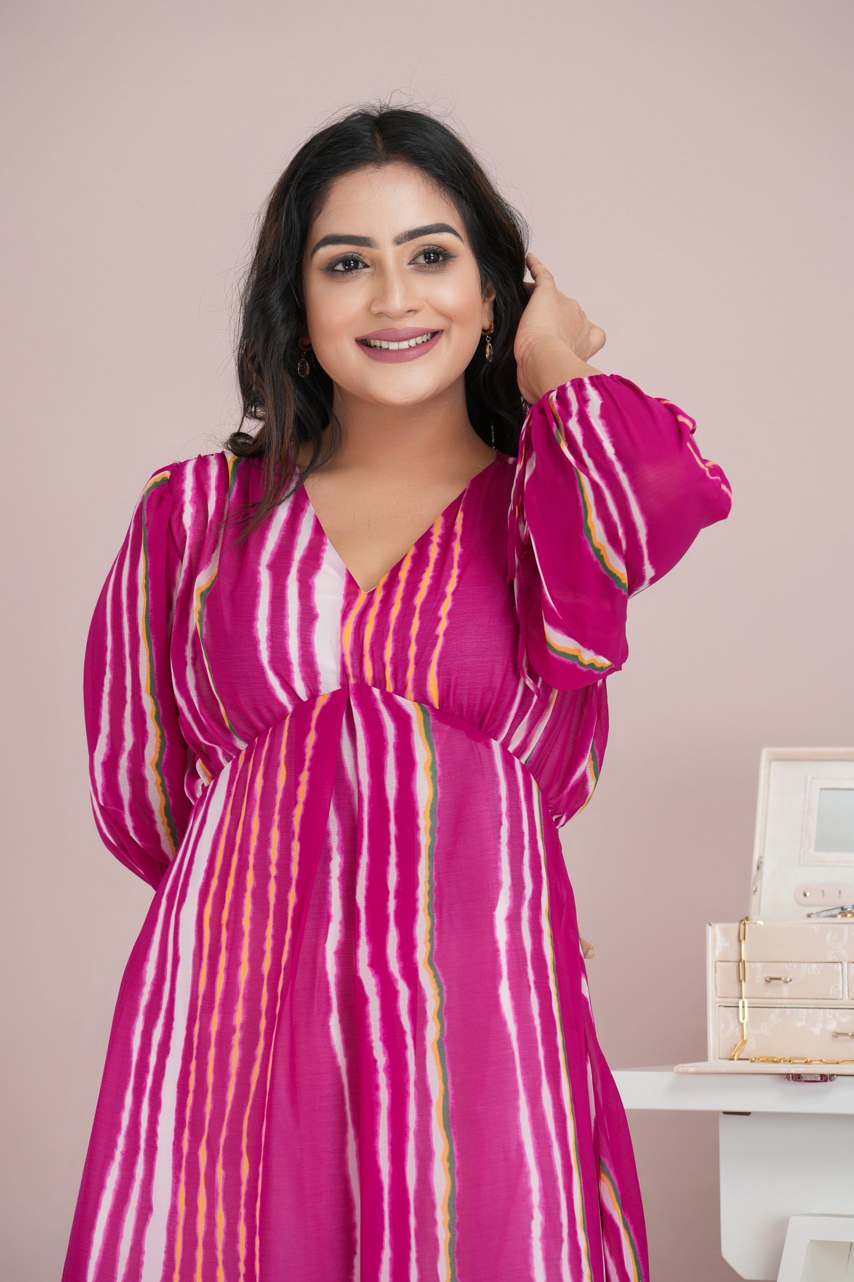 Striped Empireline V-necked Maxi Dress - Image 2