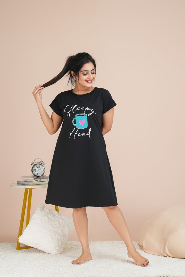 Graphic Printed Loose-fit Nightdress