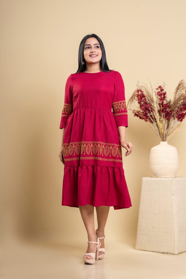 Contrast Colour Embroidered Layered Midi Dress - Image 4
