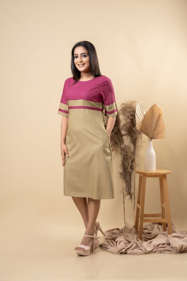 Two-Tone Contrast Short Dress - Image 4
