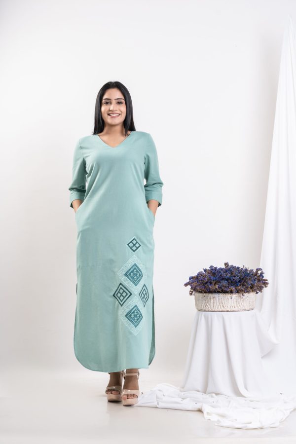 Geometric embroidered maxi dress - Image 3