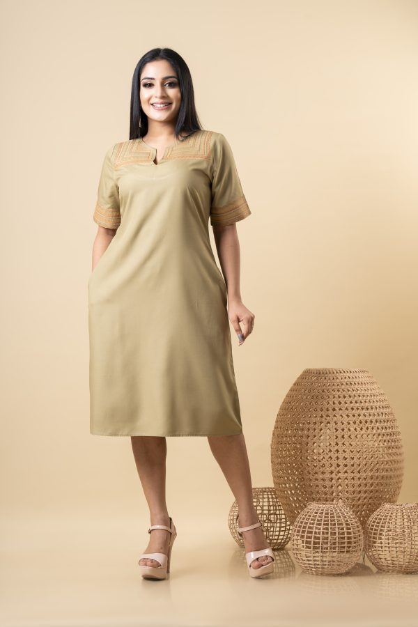 Embroidered Notch Necked Short Dress