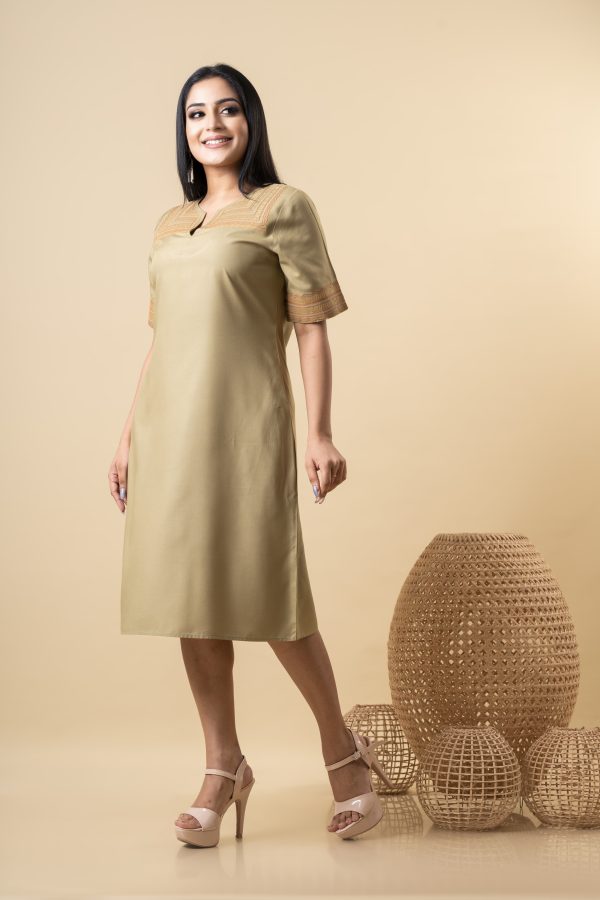 Embroidered Notch Necked Short Dress - Image 3