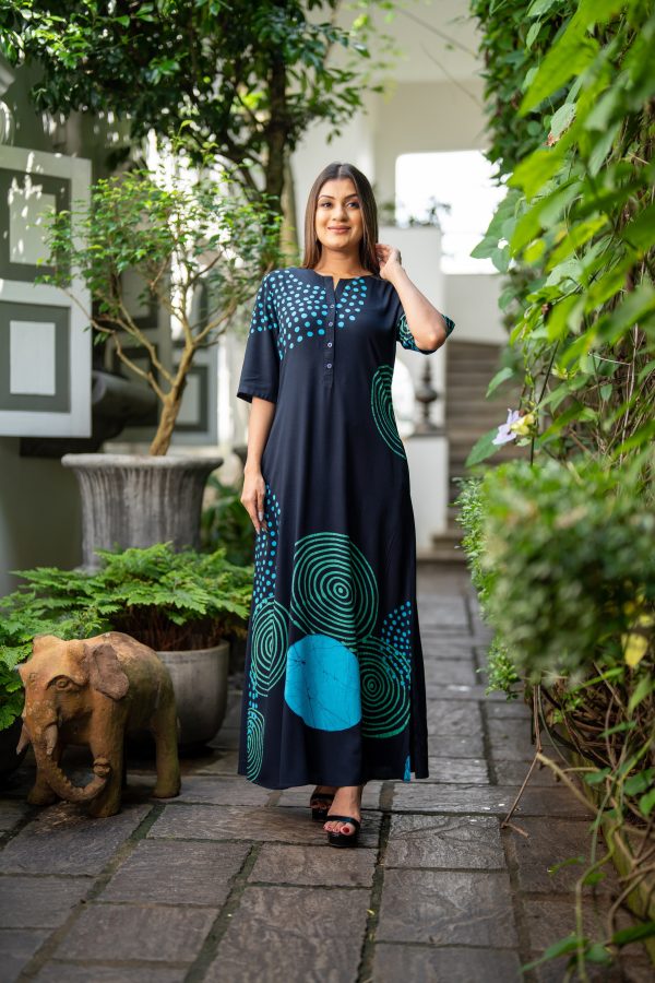 Abstract Printed Jewel Necked Batik Maxi Dress - Image 2