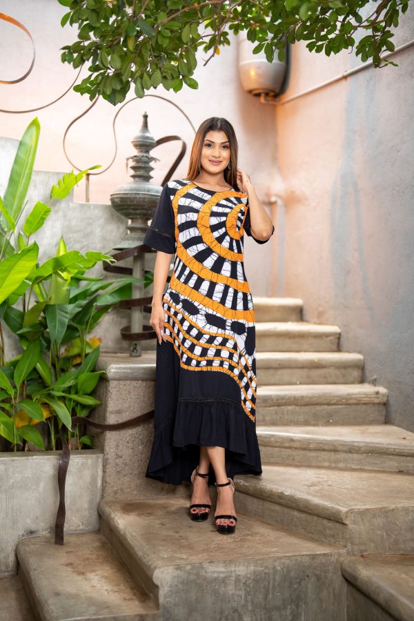 Geometric Printed Batik Maxi Dress - Image 4
