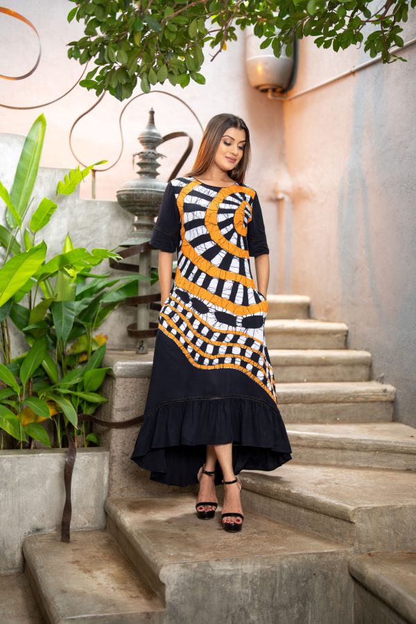 Geometric Printed Batik Maxi Dress - Image 5