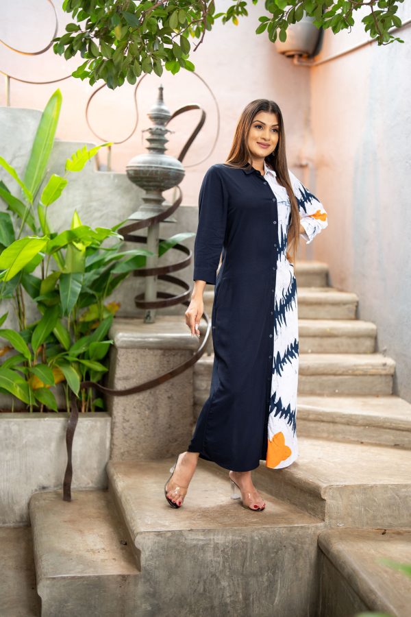 Two-Tone Batik Button Up Maxi Dress - Image 3