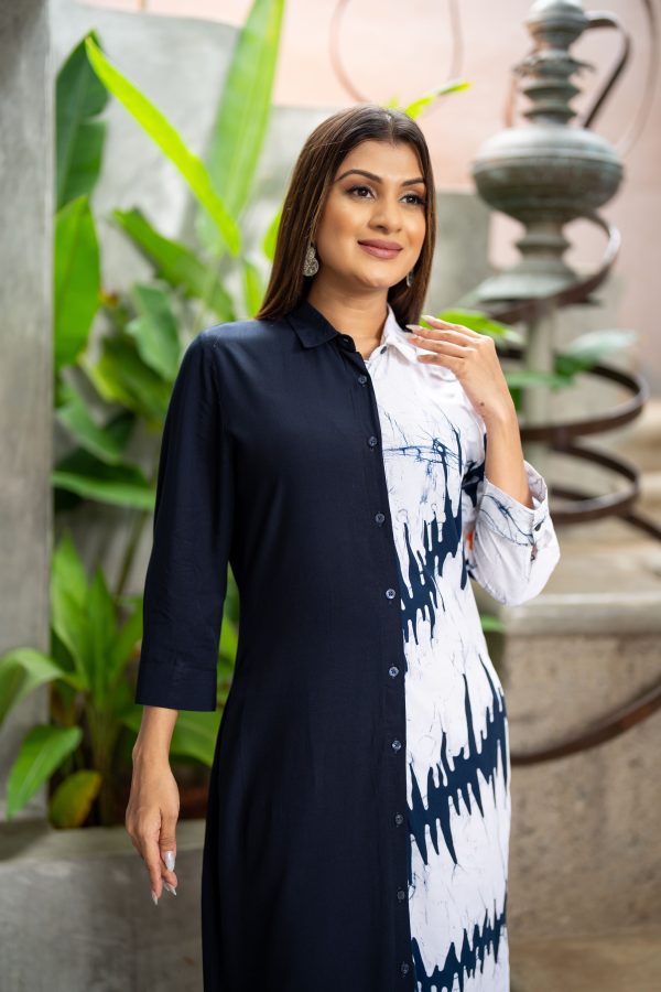 Two-Tone Batik Button Up Maxi Dress - Image 4