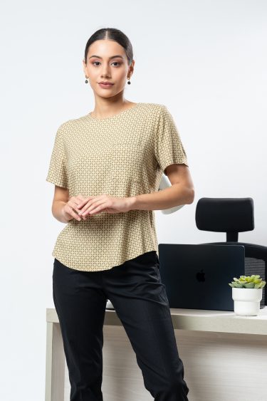 Geometric Patterned Basic Blouse