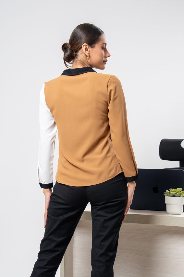 Three-Tone Long Sleeved Top - Image 5