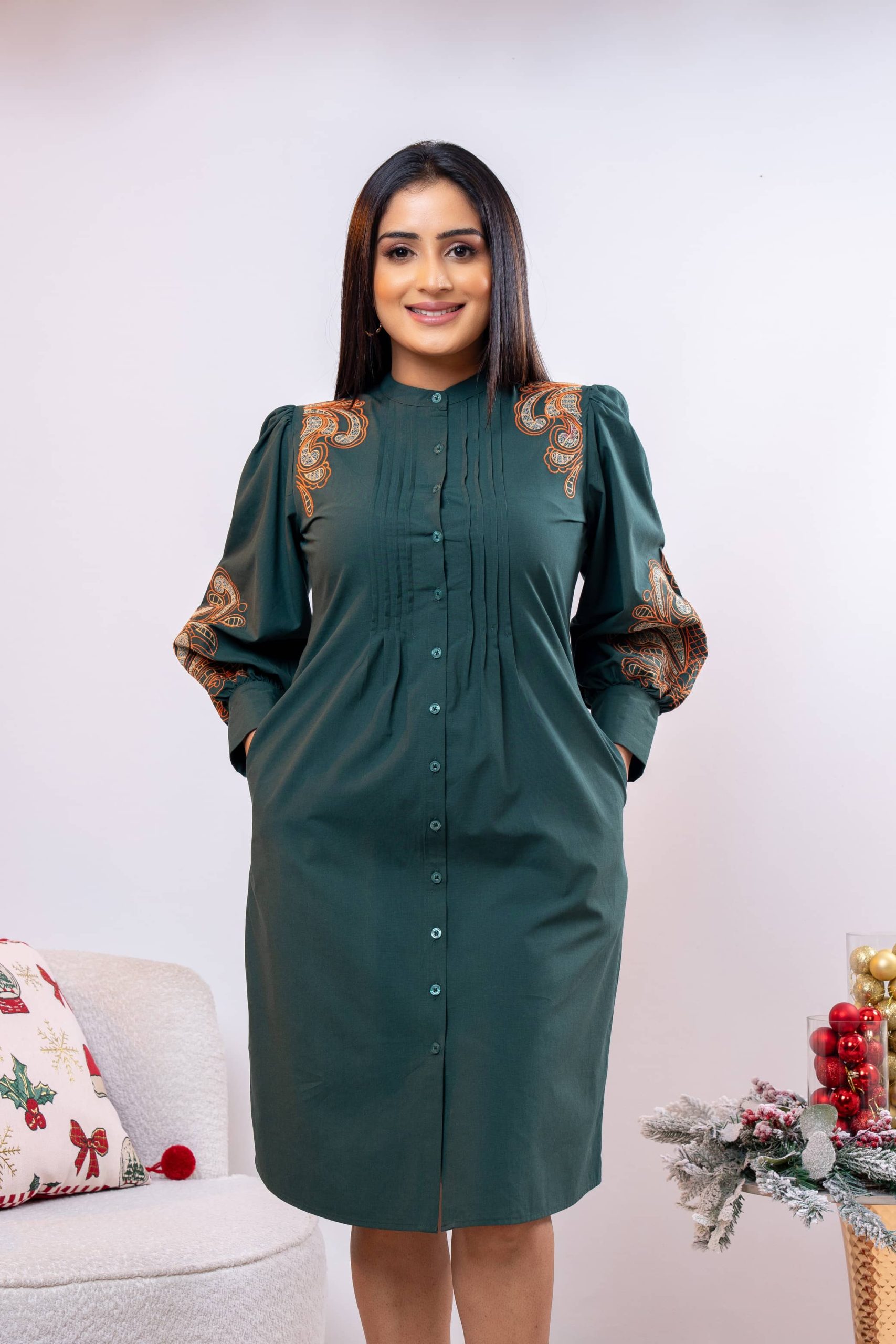 Pintuck Detailed Front Open Short Dress