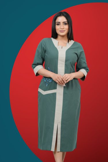 Contrast Detailed Midi Dress