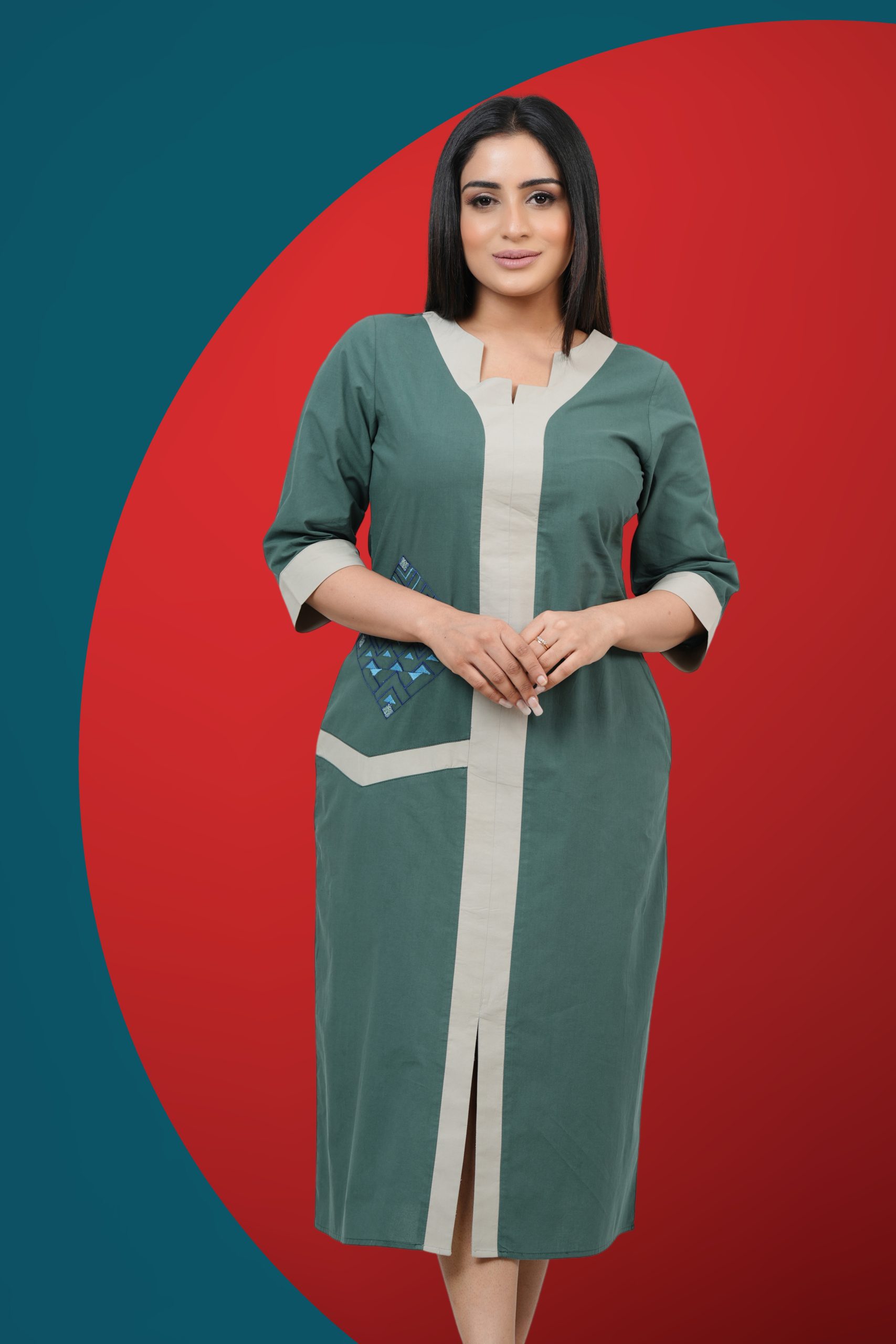 Contrast Detailed Midi Dress