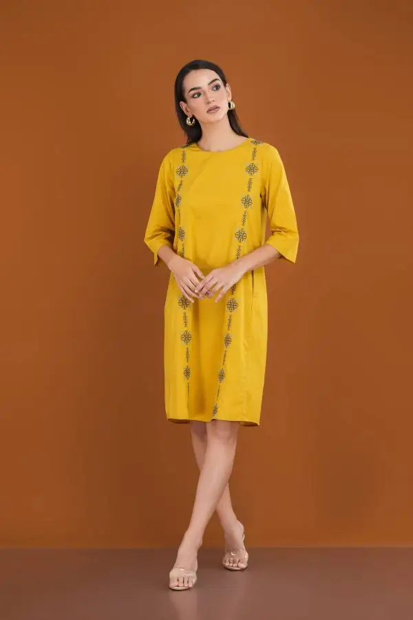 Embroidery Short Dress - Image 4