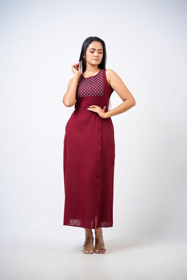 Side Button Down Sleeveless Embroidery Dress - Image 4
