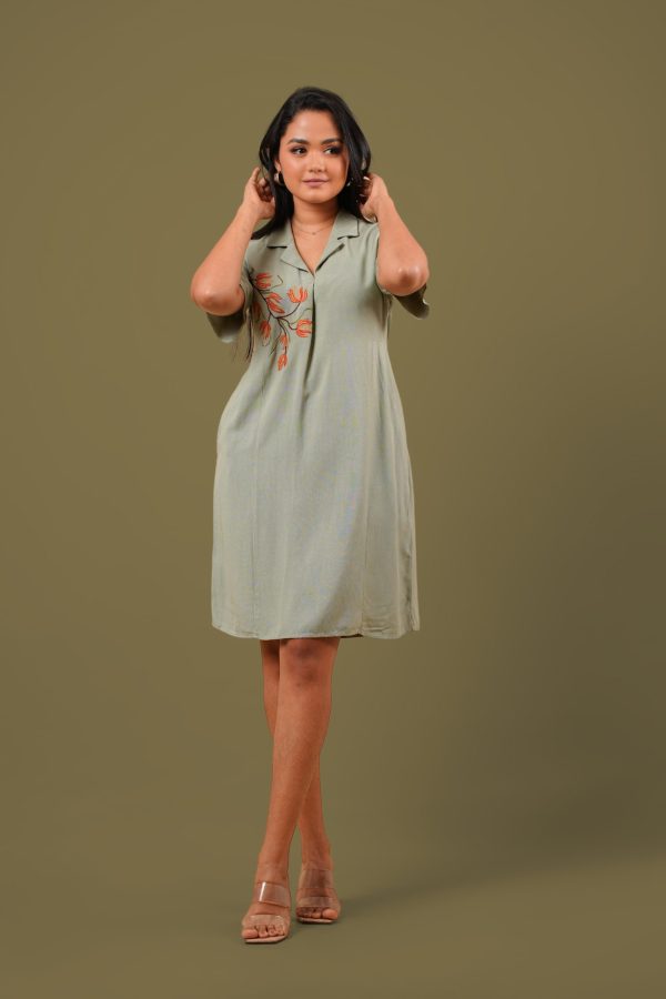Lapel Collared Floral Embroidery Short Dress - Image 3