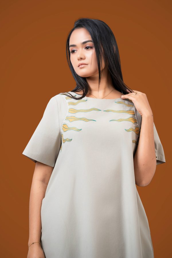 Loose Fitted Embroidery Tent Dress - Image 3