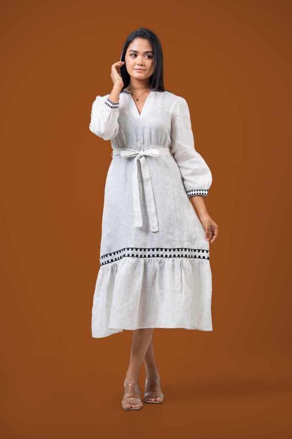 Waist Tie-Up Embroidery Tier Dress - Image 3