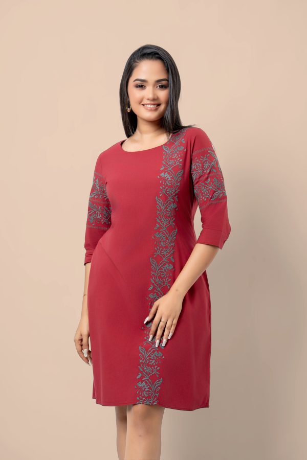 Floral Embroidery Detail Short Dress - Image 3