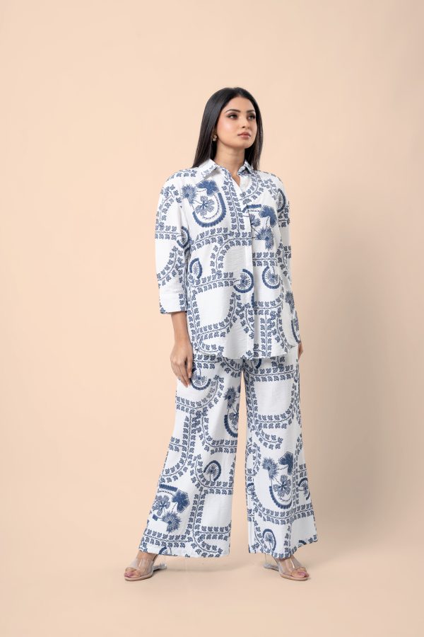 Abstract Botanical Patterned Loose Fitted Shirt and Pants Set - Image 4