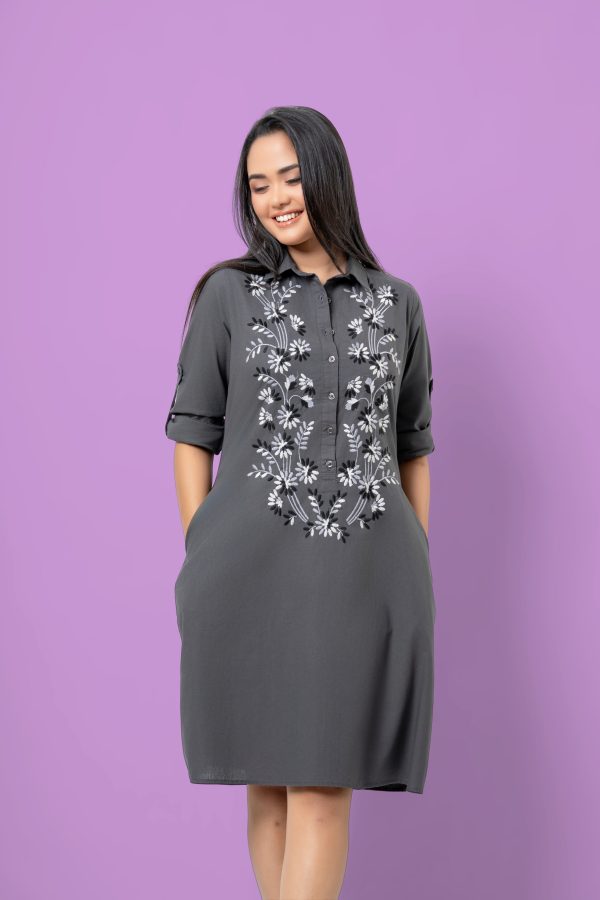 Floral Embroidery Detail Button-Down Short Dress - Image 5