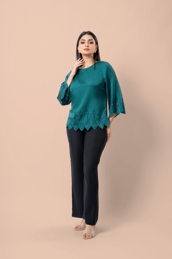 Laser Cut Scallop Hem Detail Blouse - Image 4