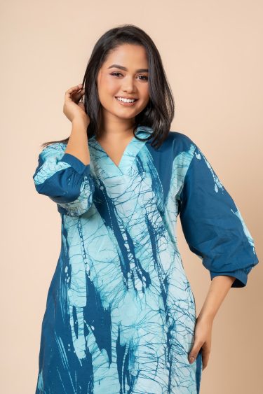 Stroke Patterned Batik Short Dress
