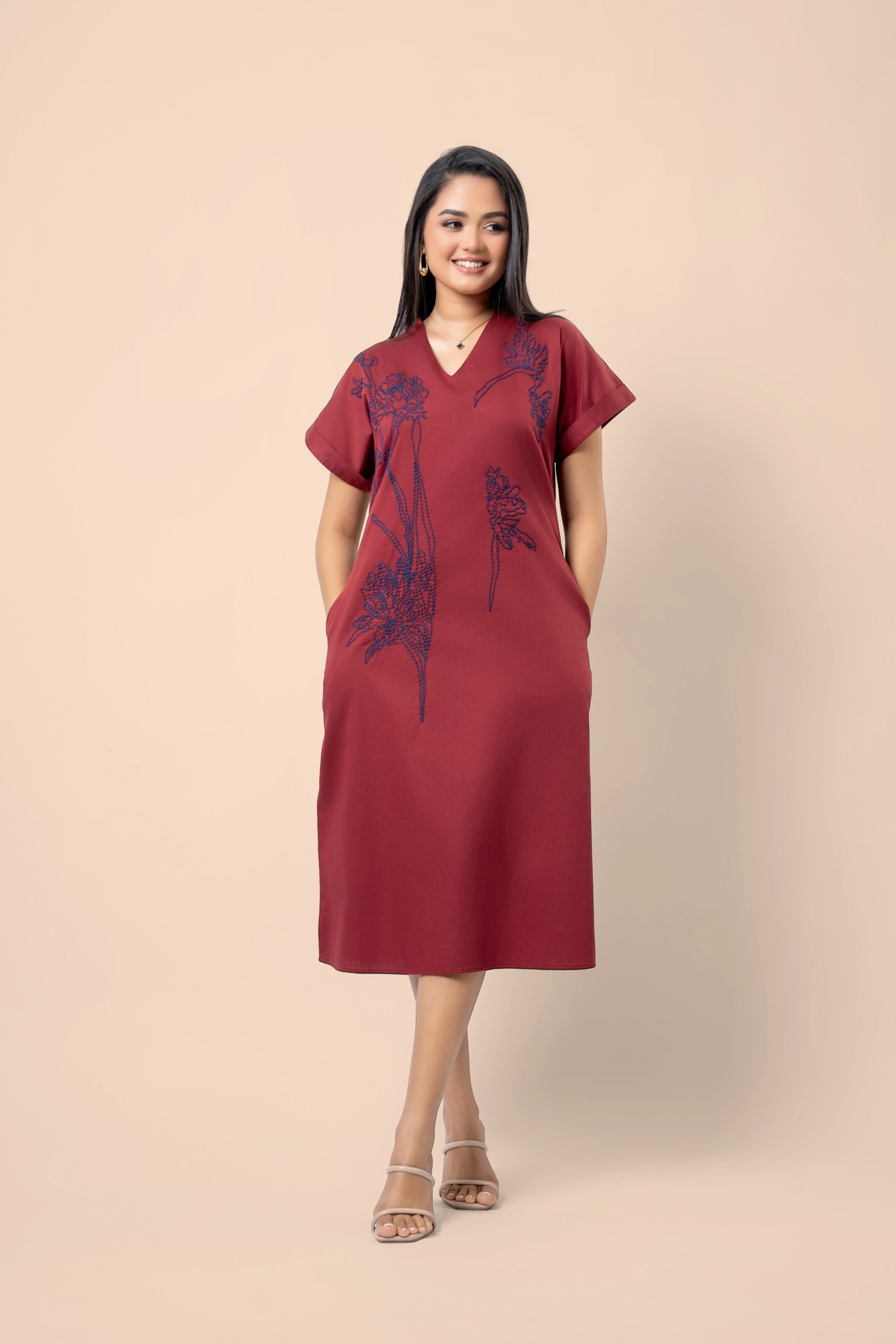 Embroidered Maggie Sleeve High Collar Midi Dress - Image 4
