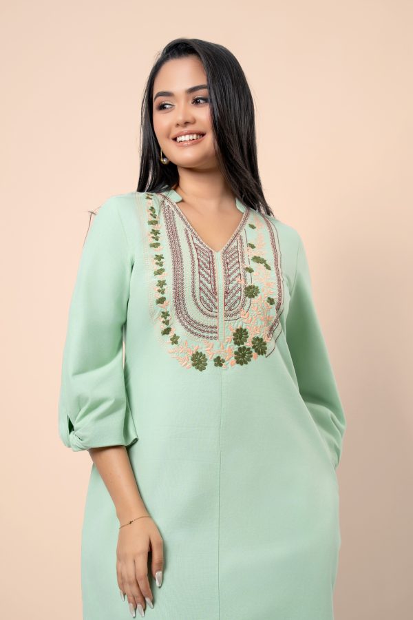 Floral Embroidery Twisted Sleeve Midi Dress - Image 2
