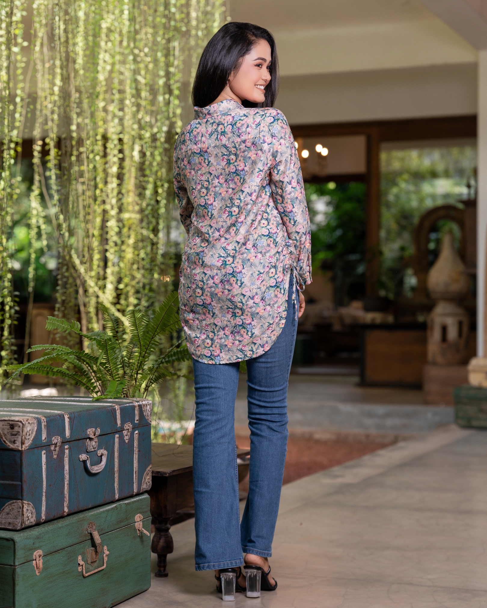 Floral Patterned Side Ruching Detail Shirt Blouse - Image 5