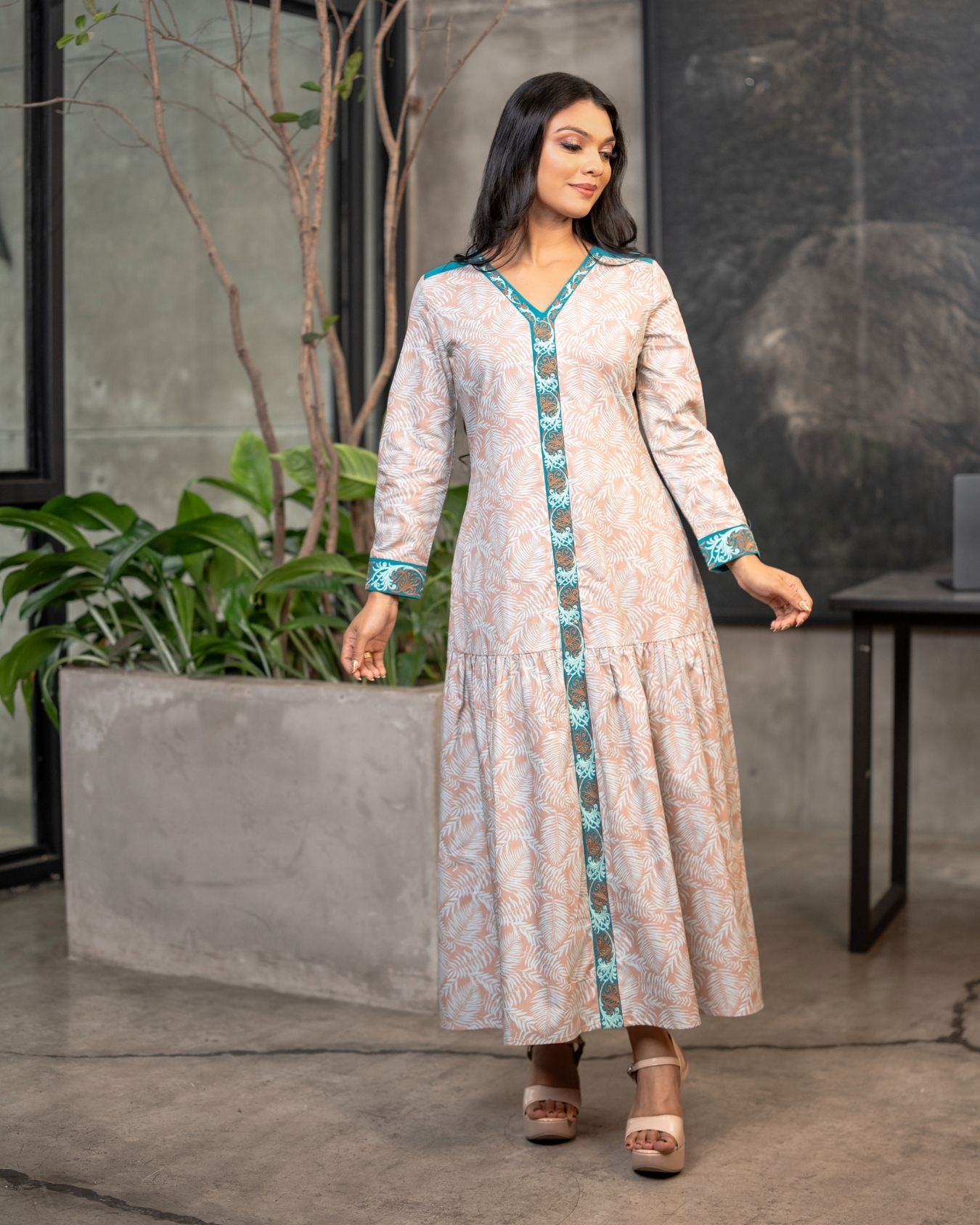 Embroidery Detail Tiered Colour Block Maxi Dress - Image 4