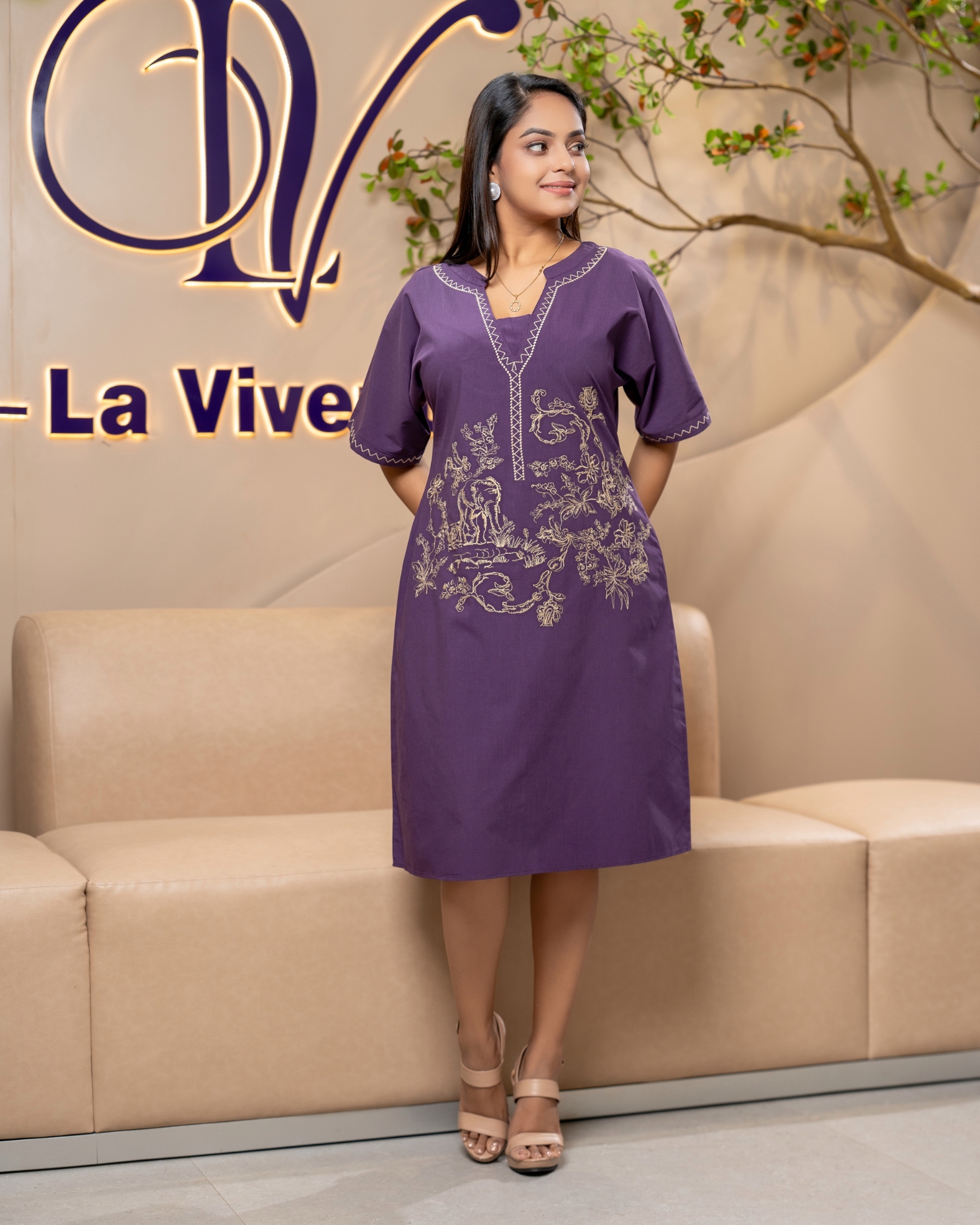 Topical Embroidery Detail Short Dress - Image 5