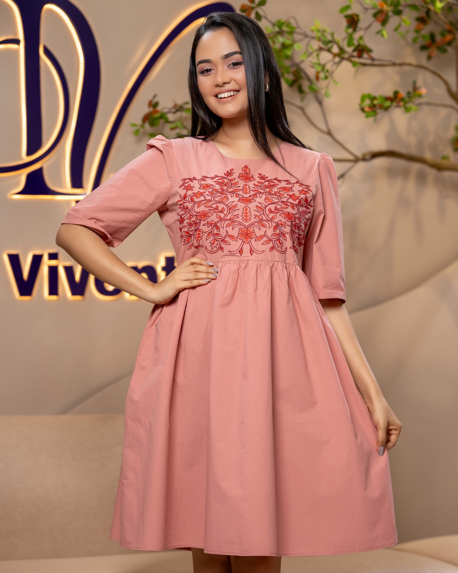 Floral Embroidery Detail Short Dress - Image 3