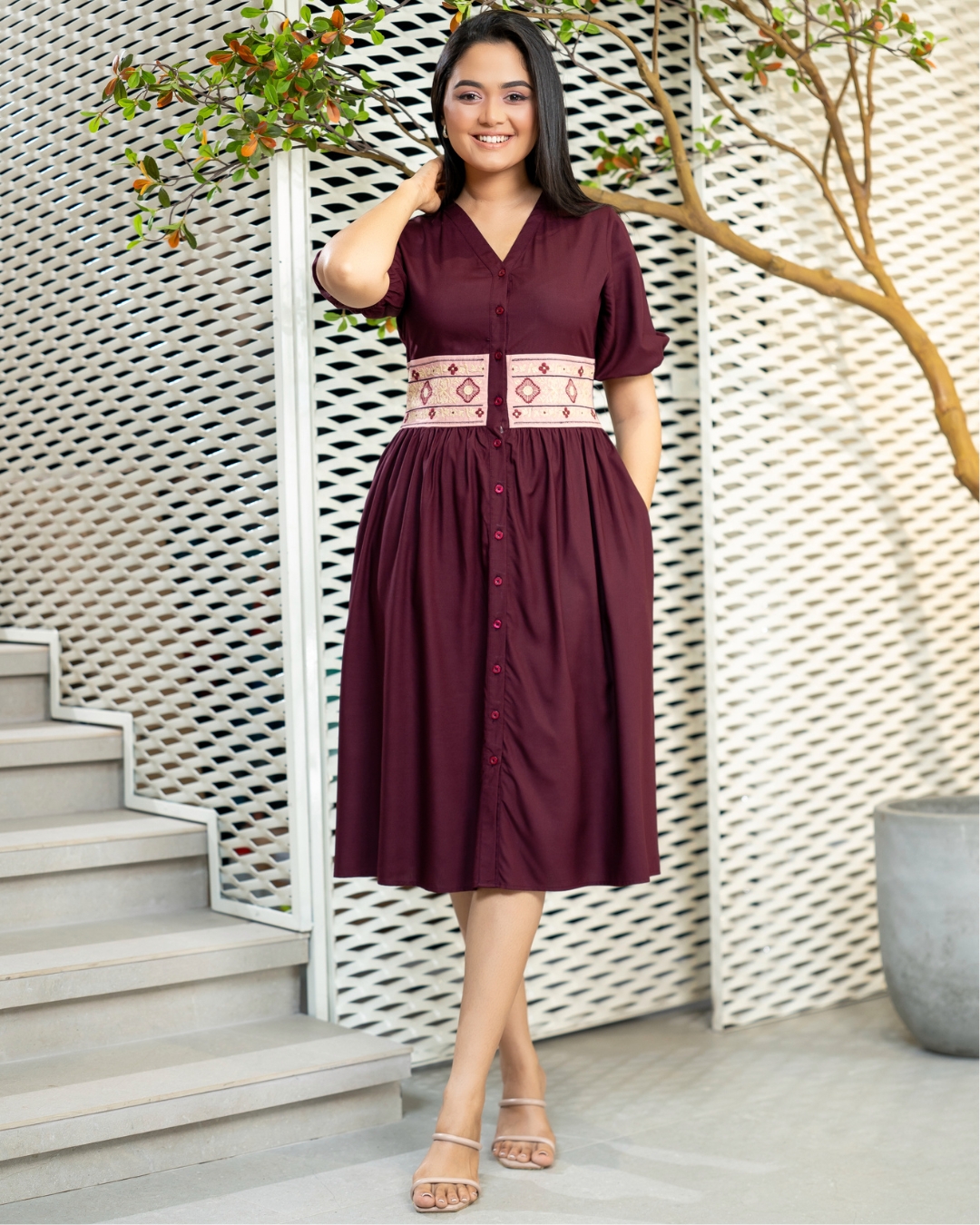 Button-Down Embroidery Contrast Waist Detail Short Dress - Image 4