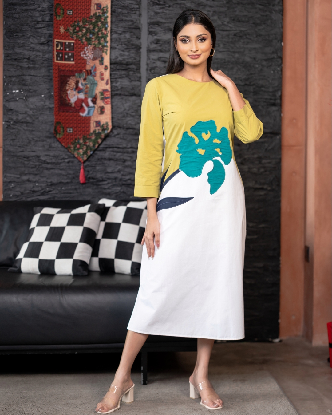 Floral Applique Detail Colourblock Midi Dress - Image 3