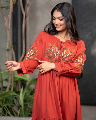 Floral Embroidery Detail Puff Sleeve Midi Dress