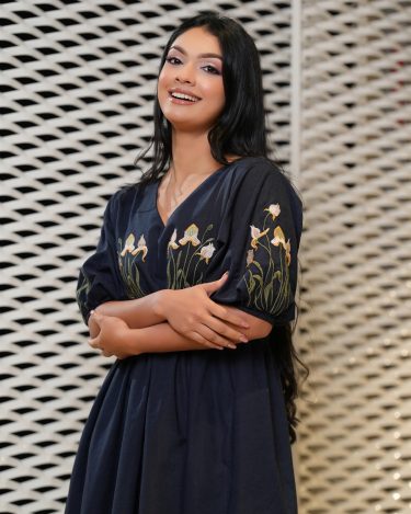 Floral Embroidery Detail V-Neck Short Dress